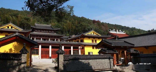 云游蕉城 镜台山间探寺观镜,静伴小城风光