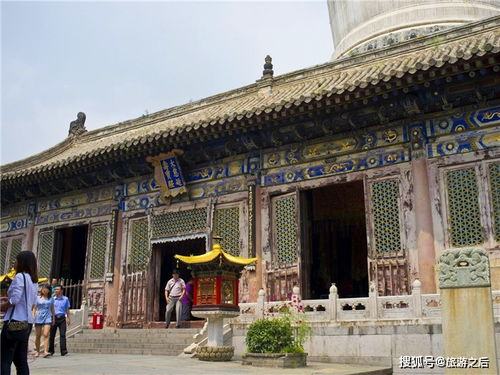 塔院寺中心的大白寺,五台山的标志性建筑,可以追求心灵的宁静